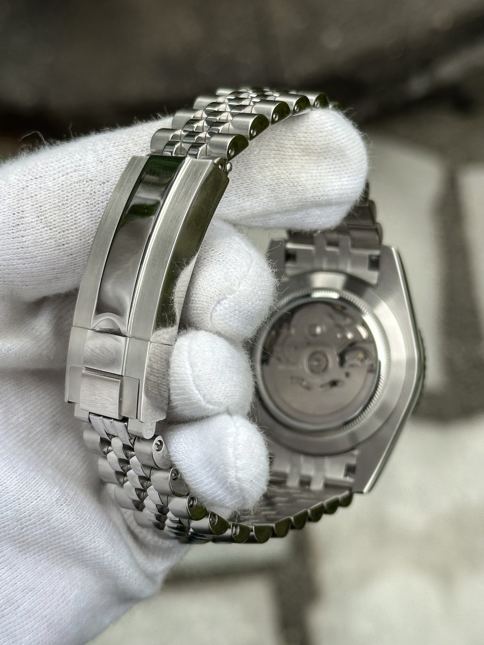 Seikojust | White Roman